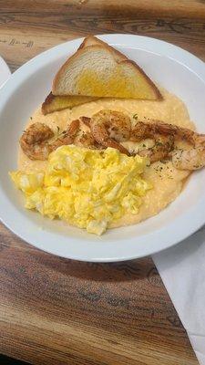 Shrimp and Cheese Grits