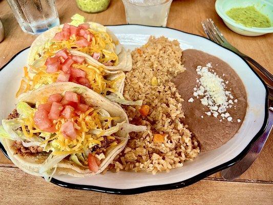 Chicken tinga tacos