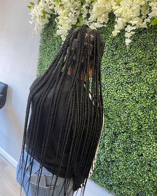 Knotless braids