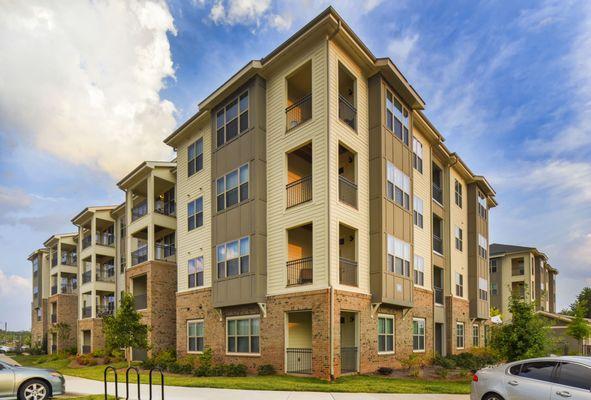 Axis Berewick exterior - apartments in Charlotte, NC