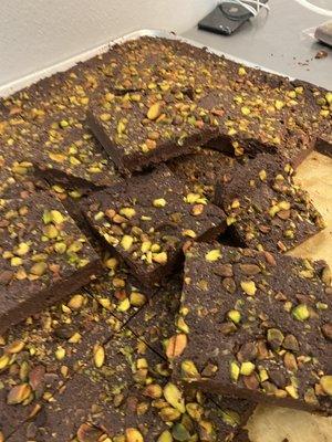 Kept pistachio brownie!