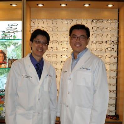 Meet our optometrists, Dr. Fong and Dr. Huang!