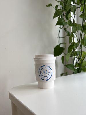 Obsessed with the branding! Cute coffee cups