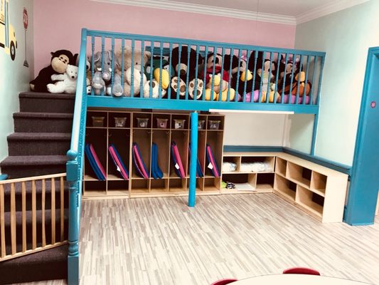 Class room for 2 years kids1