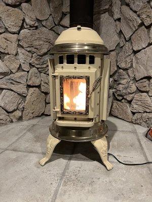 Pellet stove