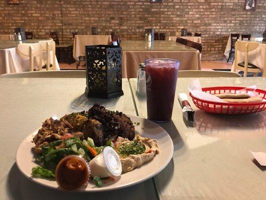 Meat combo with hot sauce and garlic sauce... and that heavenly lemonade!!