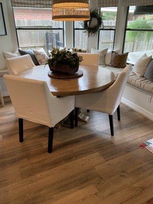 Vinyl wood floors!