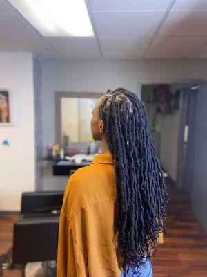 Soft Locs Rock !!!These are in the family of locs but you can remove them also