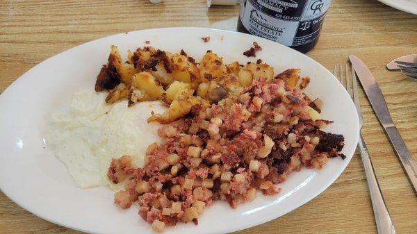 2 eggs over easy, hash browns & cornbeef hash.