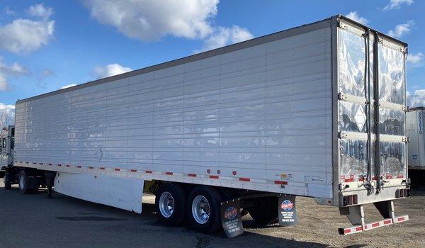 **AVAILABLE NOW**
 Late Model CARB Compliant Reefers
 Ready For Rent!
 Call Today!