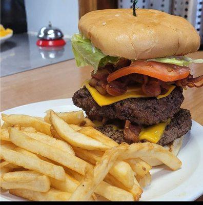 1 pound Double Bacon Cheeseburger with Fries