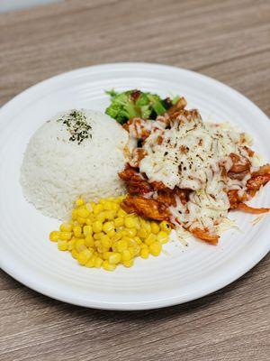 Spicy Korean chicken rice bowl