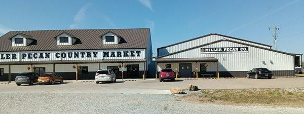 Just Off I-44 Afton Exit. OUTSTANDING Pecans.