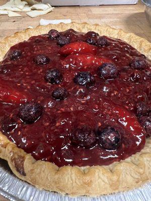 Mountain berry pies