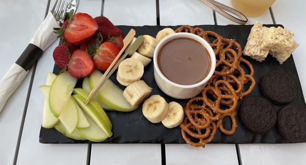 Fruit and chocolate board (small)