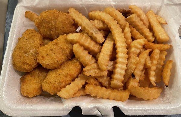 Kids chicken nuggets and fries