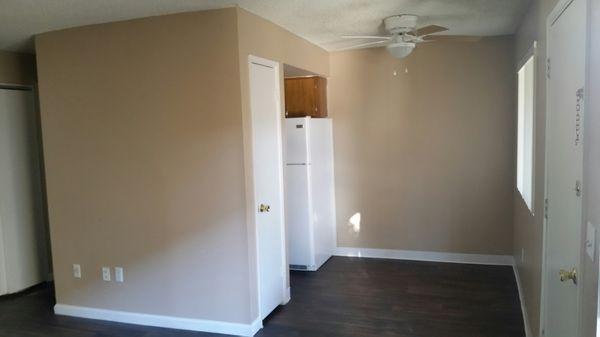 One bed, dining area with utility closet