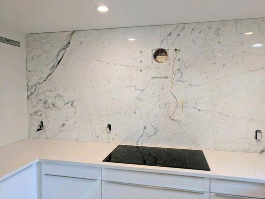 White quartz countertops & Carrara Mable wall, Paramus, NJ