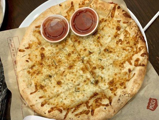 Cheesy Bread with marinara dipping sauce