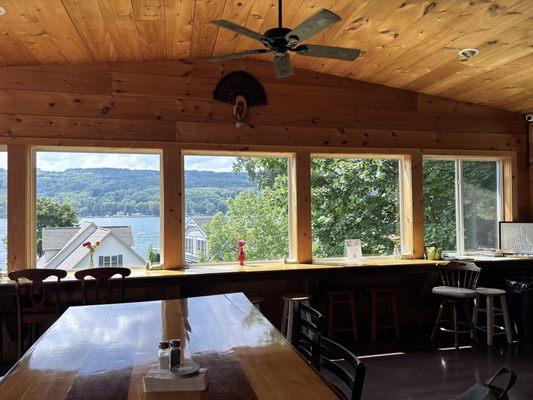 Inviting atmosphere and view in the taproom