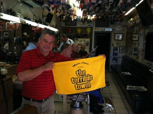 Maury welcomes ALL Steeler fans. Showing his Steeler pride again!