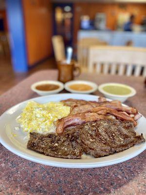 Steak, eggs & bacon (à la carte)