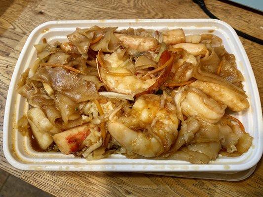 Seafood Ho Fun includes shrimp, crab stick, scallop, and lobster tail