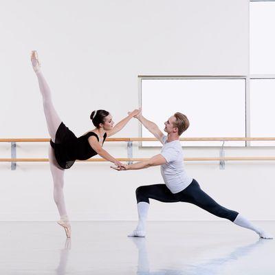 Learn Pas de Deux (Partnering)