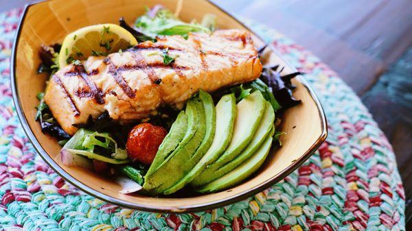 Baby Greens Salad with House Red Wine Vinaigrette and Seared Salmon