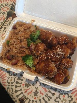 Sesame chicken lunch special. Only $5.09!!!