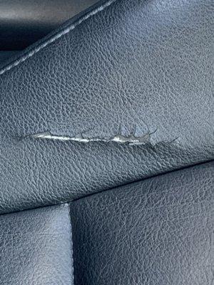 Tear on the drive seat