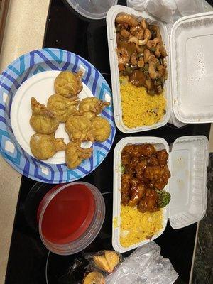 Clockwise, Fried Crab Rangoon, Shrimp With Cashew Nuts, General Tso 's Chicken