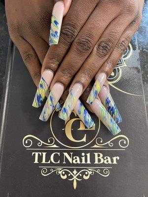 Kim TLC nail bar