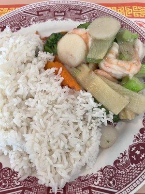 10. Tung Ting Shrimp Lunch Special