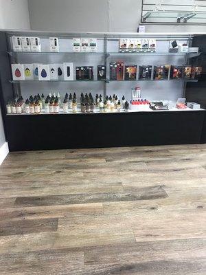 Fortune 47 Glass, Vape, & Wellness Vaporizer/E-Cig/E-Juice Section