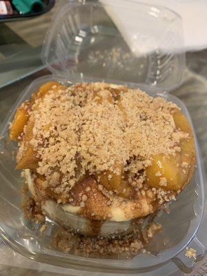 Big Mama / peach cobbler cheesecake - We sized (4")