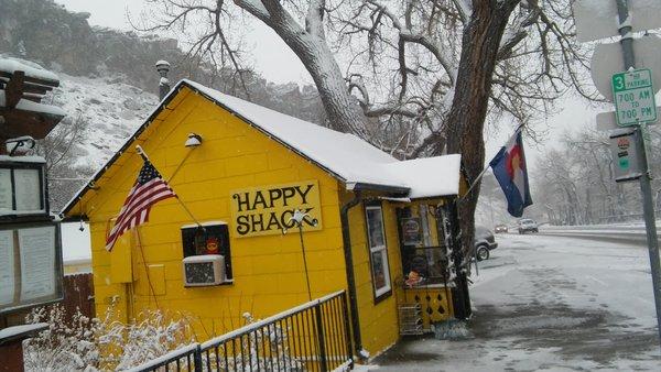 Snow day @ Happy Shack