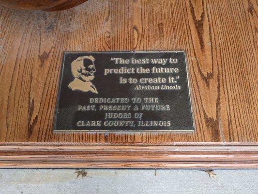 World's Largest Gavel, Marshall