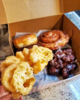 Crueller & other glazed goodies