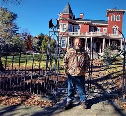 Richard Whittington at Stephen king house in Bangor Maine