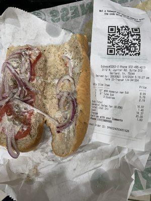 6 inch tuna fish sandwich that's inedible! Thanks for nothing Subway