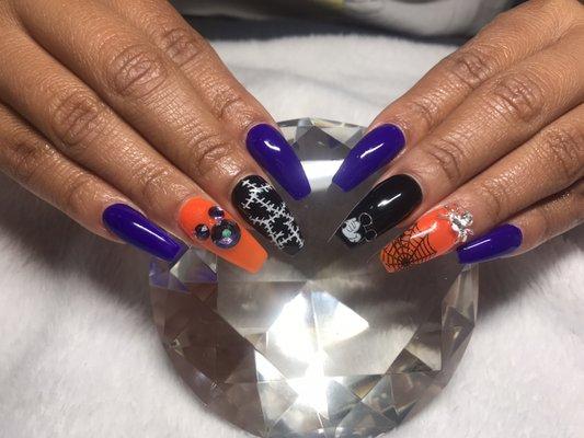 Halloween nails