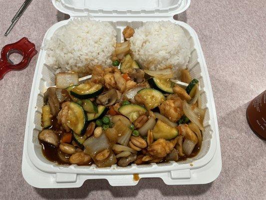 Kung Pao chicken to go.  Fantastic!