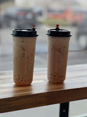 Mango milk tea with mango popping(left) and strawberry milk tea with lychee popping(right)