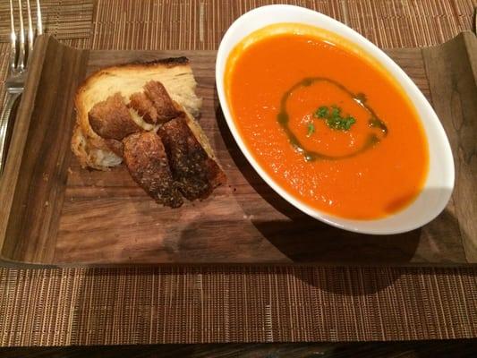 Appetizer: tomato soup and grilled cheese