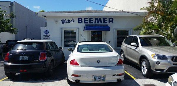 Mike's Beemer Shop. Personalized BMW Service.