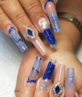 Great acrylics!