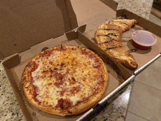 Spinach Calzone, Cheese Pizza