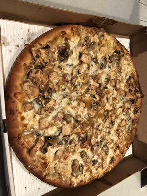 Chicken Marsala Pan Pizza