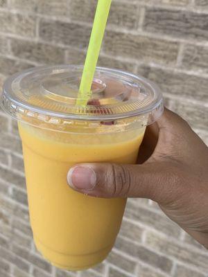 Pineapple and Mango Smoothie. OMG Smoothie.